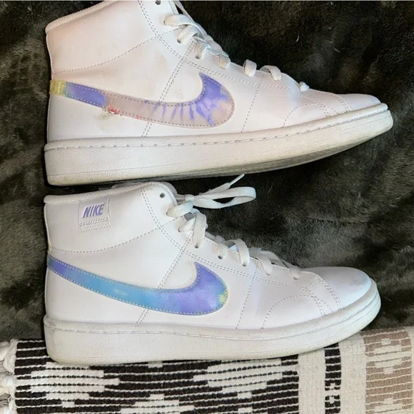 Shoes - Picture 4 of 4